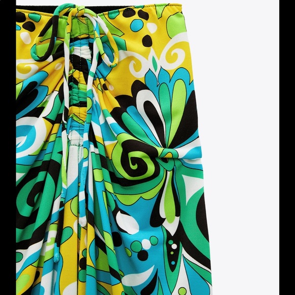 Zara printed skirt SET , coord set ,retro, stretch - Picture 3 of 15